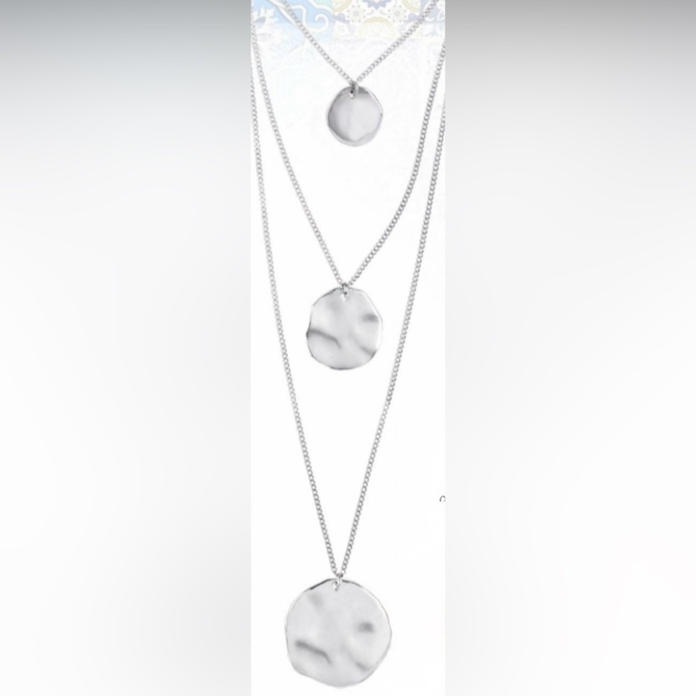 Set: Chloe + Isabel Silver Layered Pendant Necklace Paillette with earrings